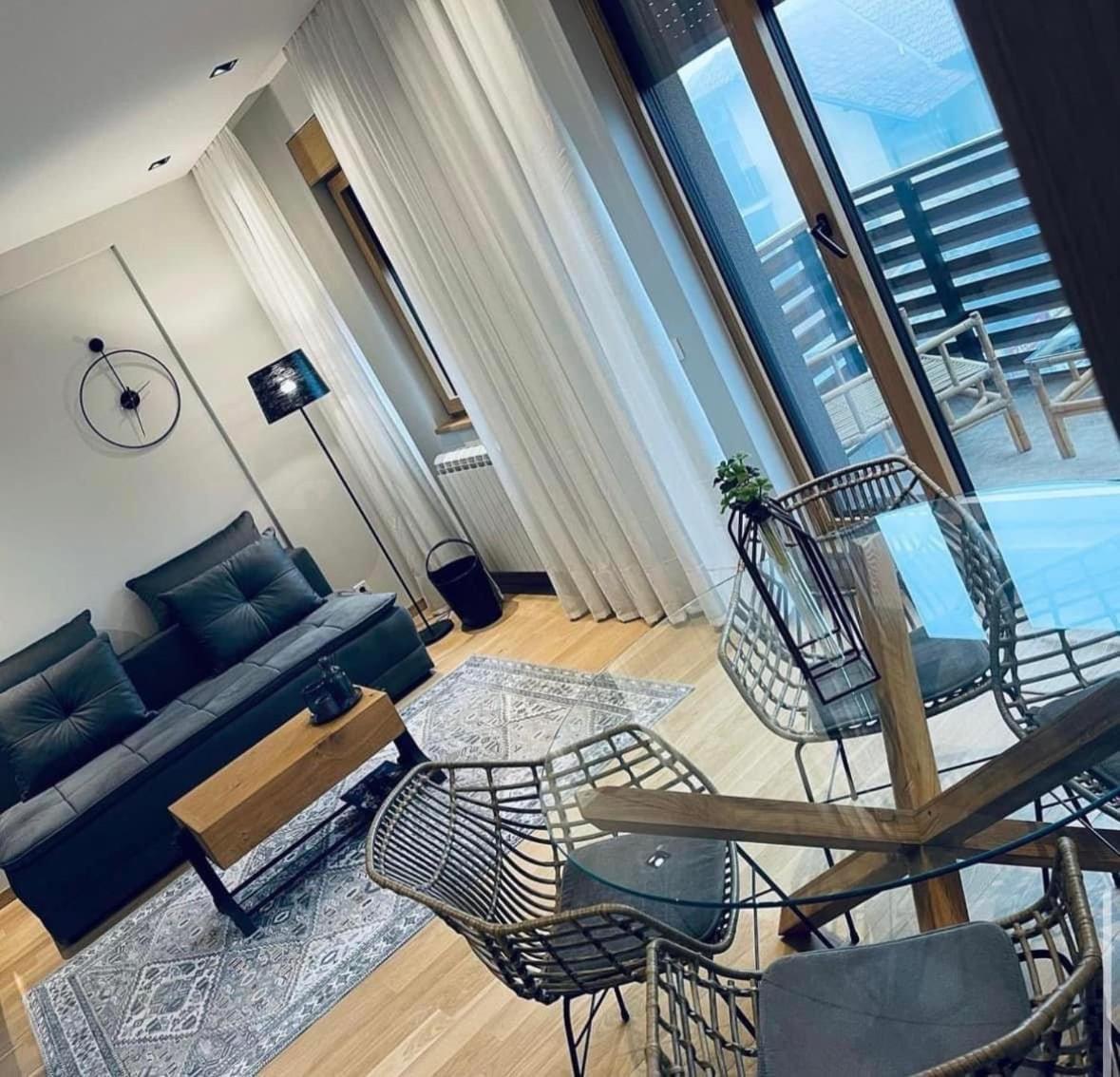 Kalman Luka Apartament